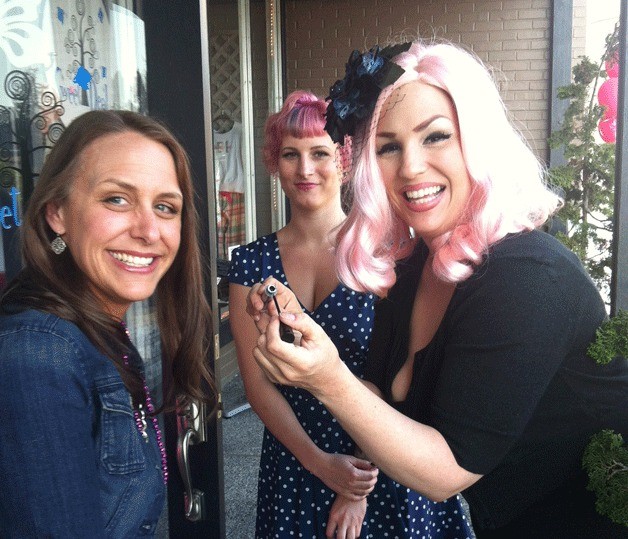 Makeup guru Eon Smith provided advice and makeovers in front of Sweet Deal on Winslow Way during this year’s Girls Night Out.
