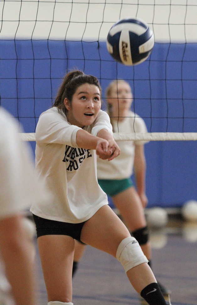 Erika Mattes keeps her eye on the ball during the Spartans volleyball practice last week.