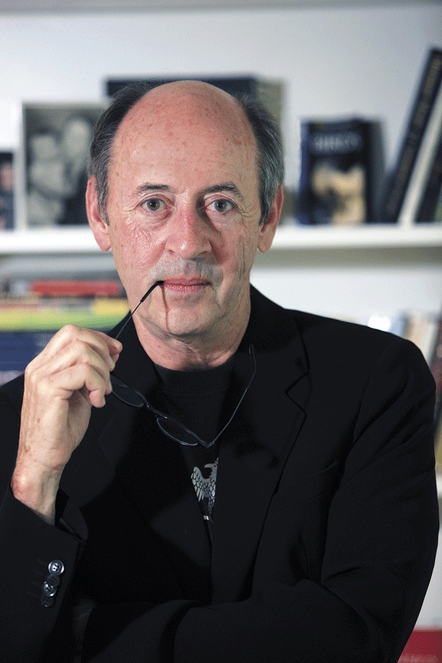 Poet Billy Collins will visit Bainbridge Island for three appearances over the weekend.