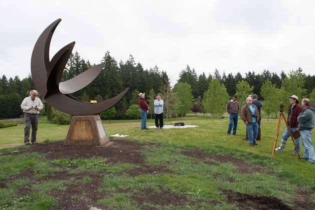 Battle Point Park now has a new focal point and art piece: an equatorial sundial. The sundial was installed this week after several years of planning and fundraising.