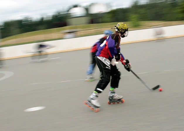 Players ranging in age from 7 to 18 compete throughout the three divisions of the Bainbridge Roller Hockey League. The season begins with skating tutorials and instruction