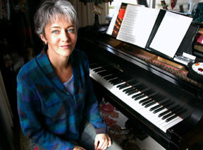 Vocalist Carol Willis Buechler joins the Bainbridge Orchestra in a performance of baroque heart-breakers this weekend.
