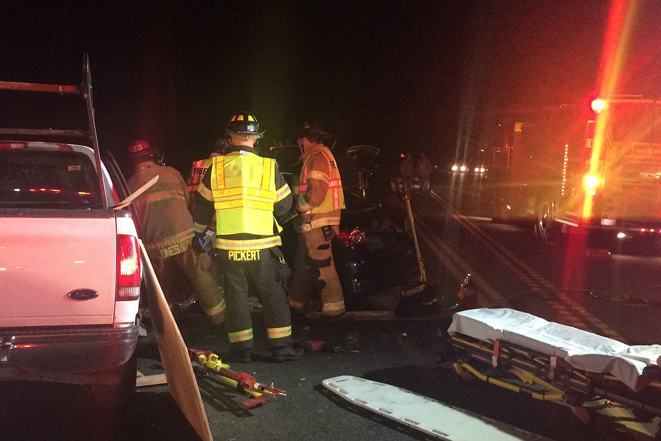 Two seriously hurt in Highway 305 collision