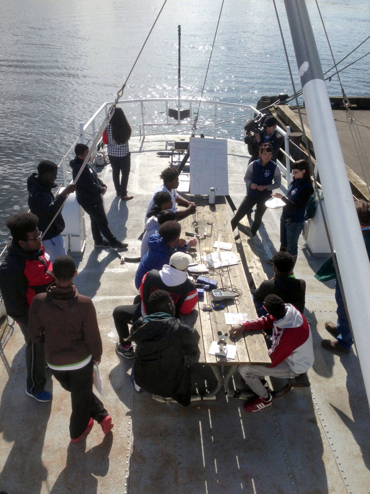 BI maritime nonprofit gets youth on the water