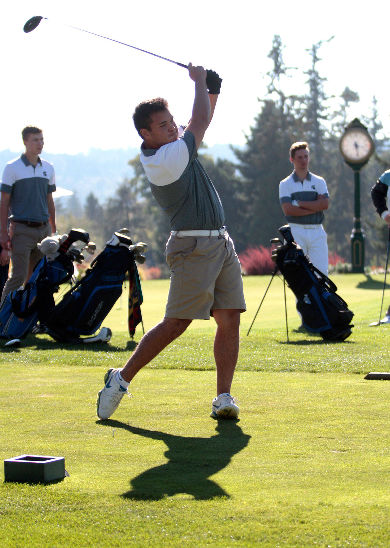 Bainbridge boys best Rams in super golf showing | Photo gallery