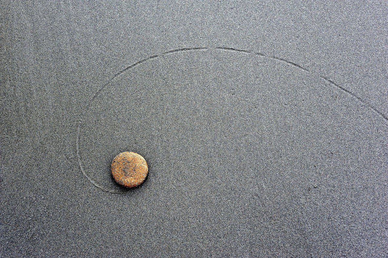 The photo “1Rock” by Bainbridge Island photographer Dinah Satterwhite has been chosen for inclusion in the 2018 Washington State CVG Art Show. The photograph is a very simple, almost zen-like image, with every single grain of sand in focus, and a beautiful swirl drawn in the sand ending with a single flat rock, Satterwhite said. She made the image while on vacation at Kalaloch Beach, where she found herself on the beach and happened to look down at her feet and notice a perfect swirl in the sand created by a rock guided by the shallow water. (Photo courtesy of Dinah Satterwhite)