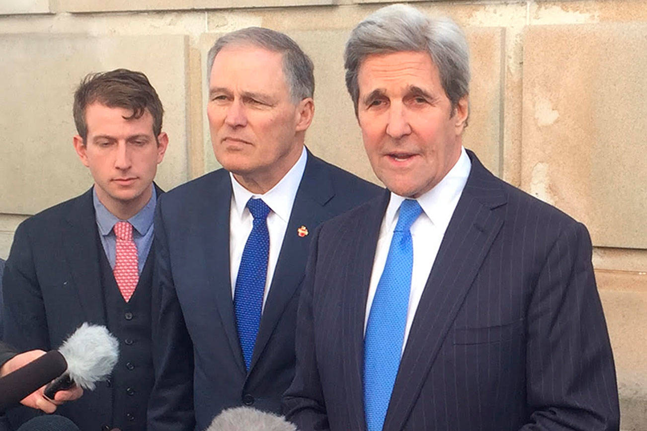 Former U.S. Secretary of State Kerry in Olympia to advocate for governor’s carbon tax | 2018 Legislative Session