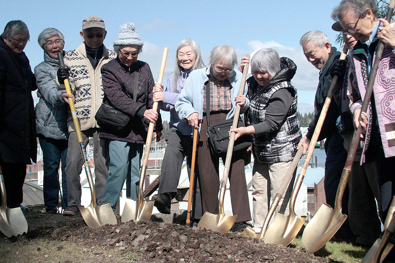 Looking back to move ahead:Exclusion commemoration marks 76 years, memorial feature groundbreaking