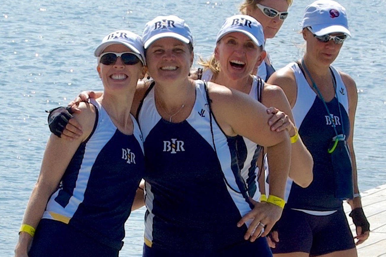 Bainbridge rowers medal in five of nine events at Nationals
