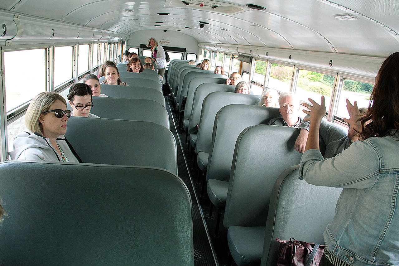 On the bus | Photo of the day 8.24