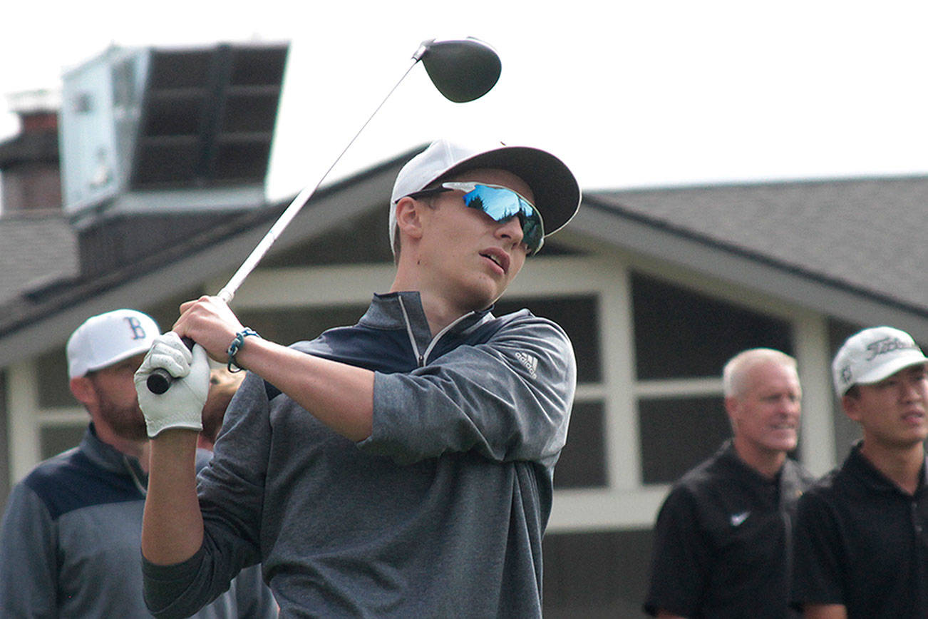 Boys host Lakeside in year’s first home golf match | Photo gallery