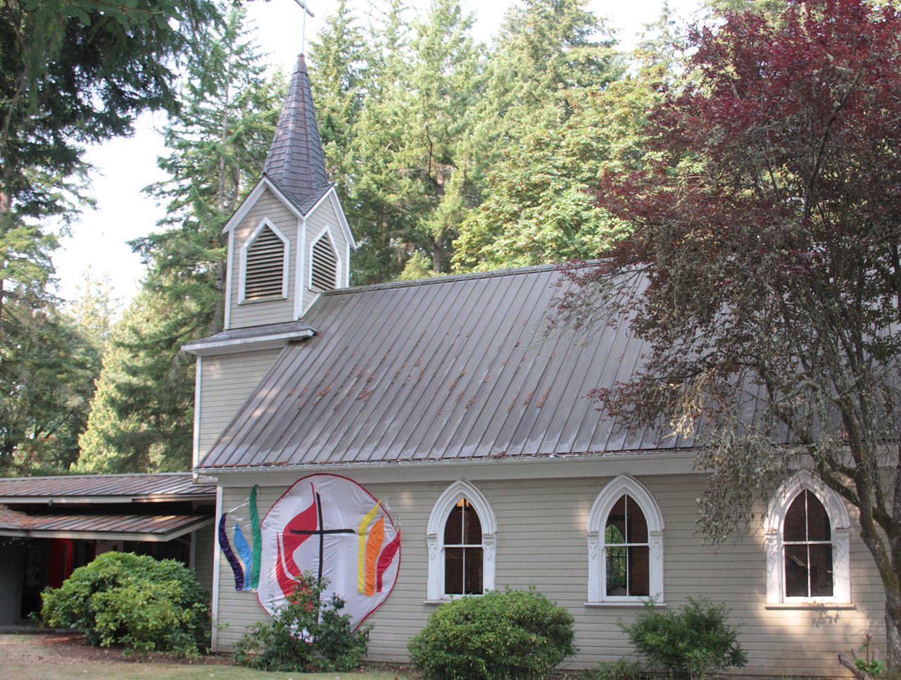 Seabold hosts festive Holiday Bazaar