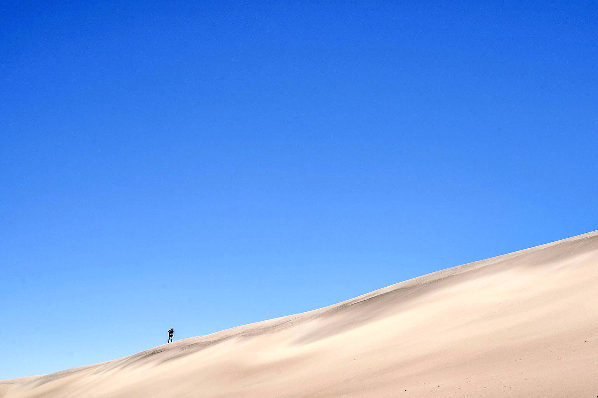 A (really) dry run: Island father-son team tackle infamous desert ultramarathon