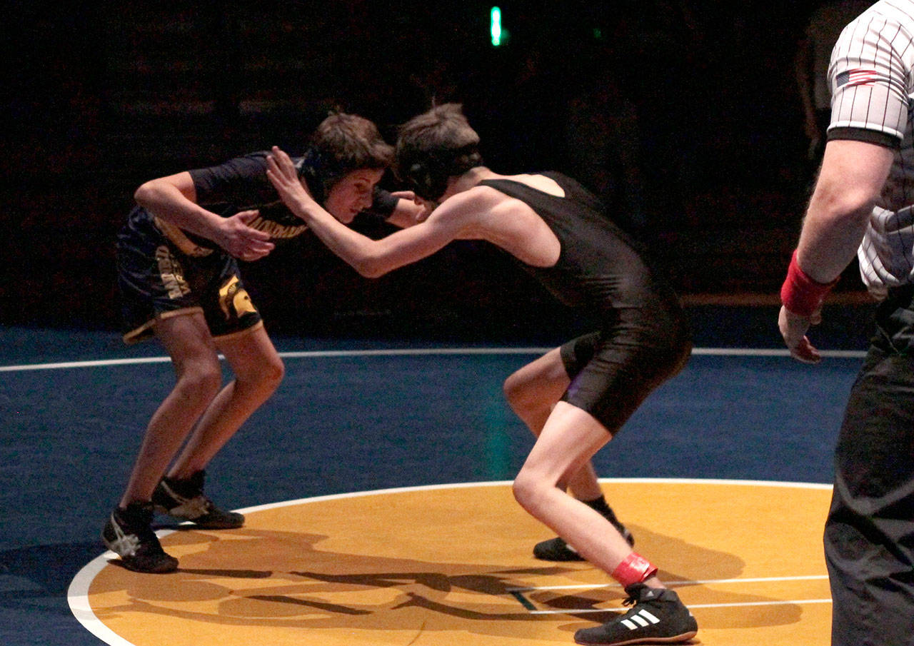 Spartans 2-0 in year’s first home wrestling match | Photo gallery