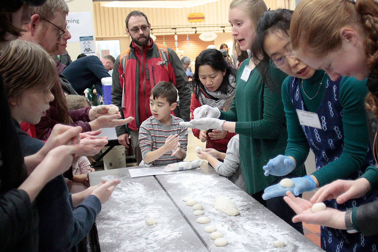 Mochi moments: Images from the 30th annual New Year’s gathering | Photo gallery