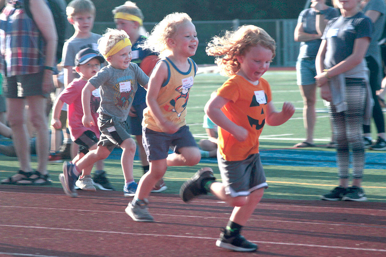 Hasty moments: Pictures from the fifth Kiwanis All-Comers Track Meet | Photo gallery