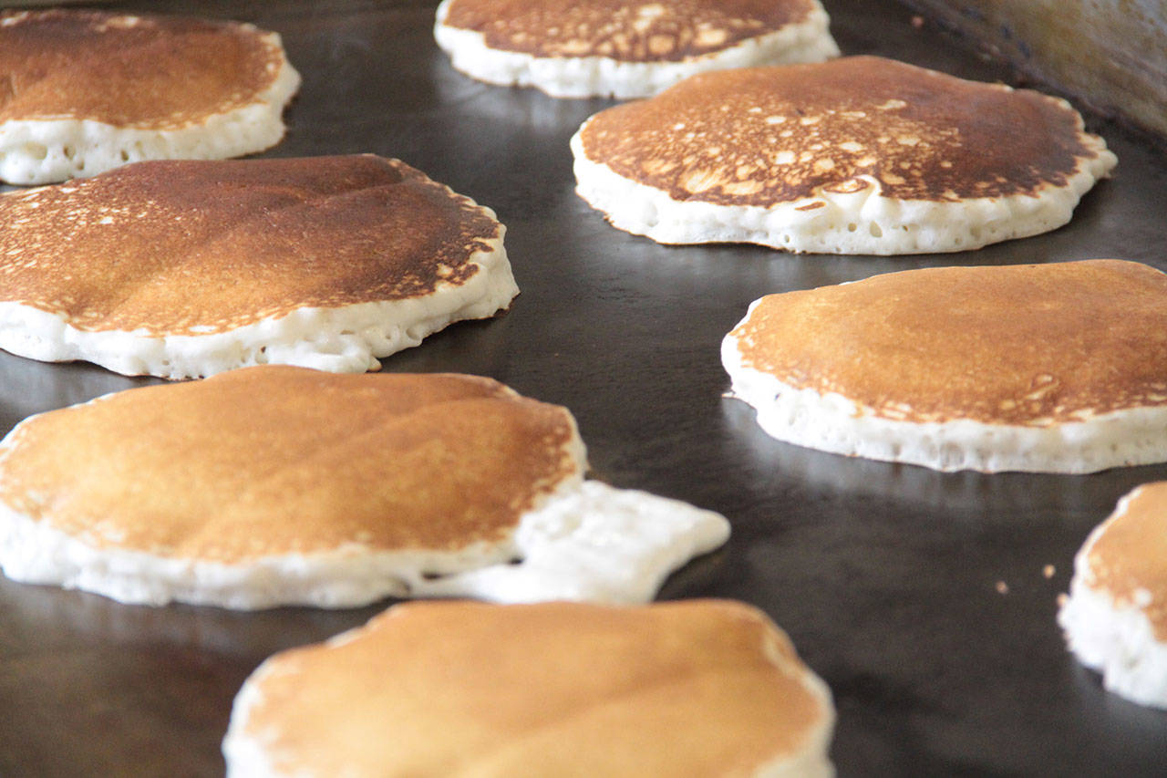 Pancake feed benefits wrestlers