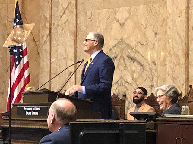 Gov. Jay Inslee delivers his State of the State Address before the Washington State Legislature on Tuesday, Jan. 14. (Leona Vaughn | WNPA News Service)