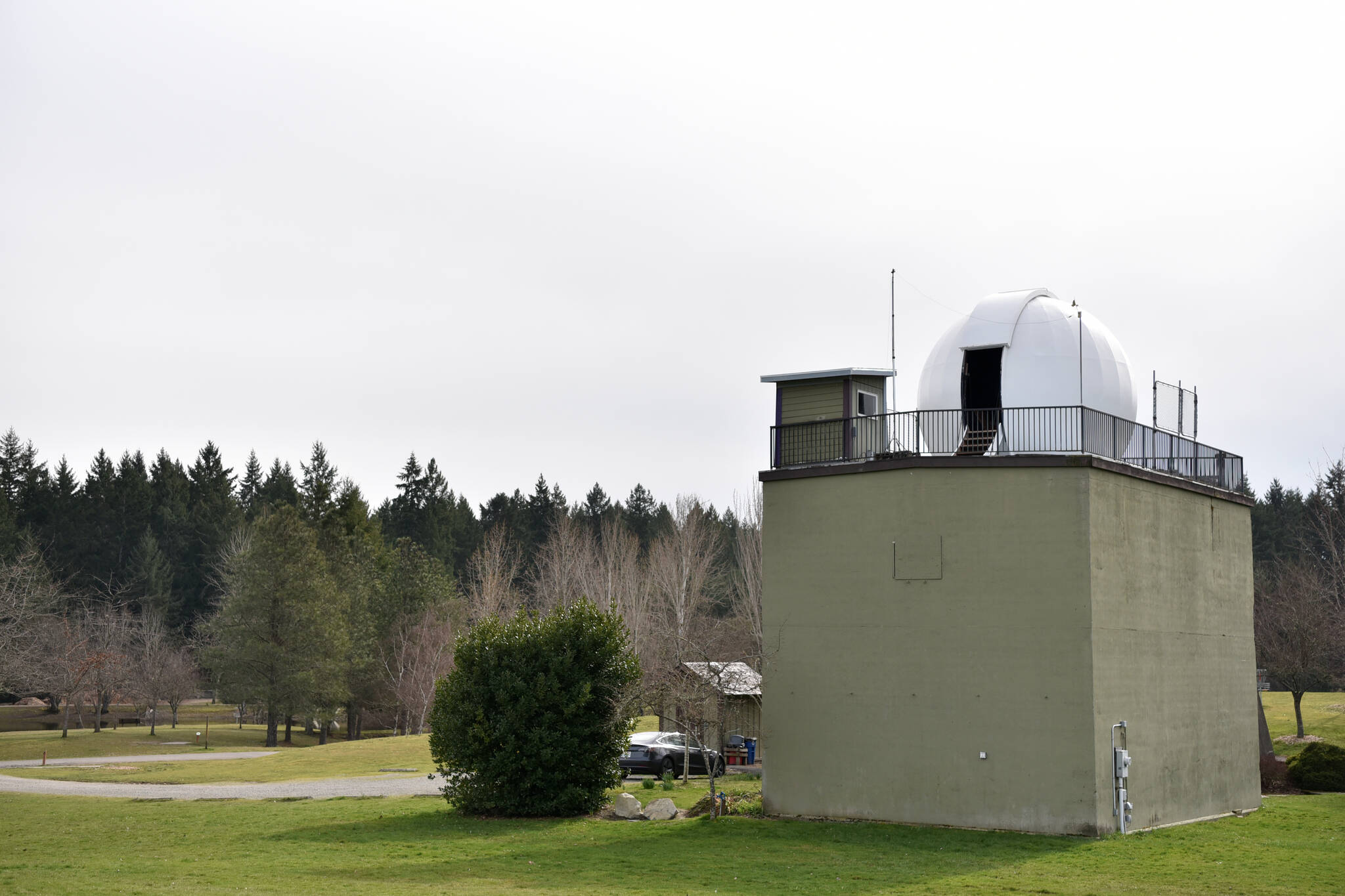 Nancy Treder/Bainbridge Island Review 
The dome of the observatory houses the Ritchie telescope.