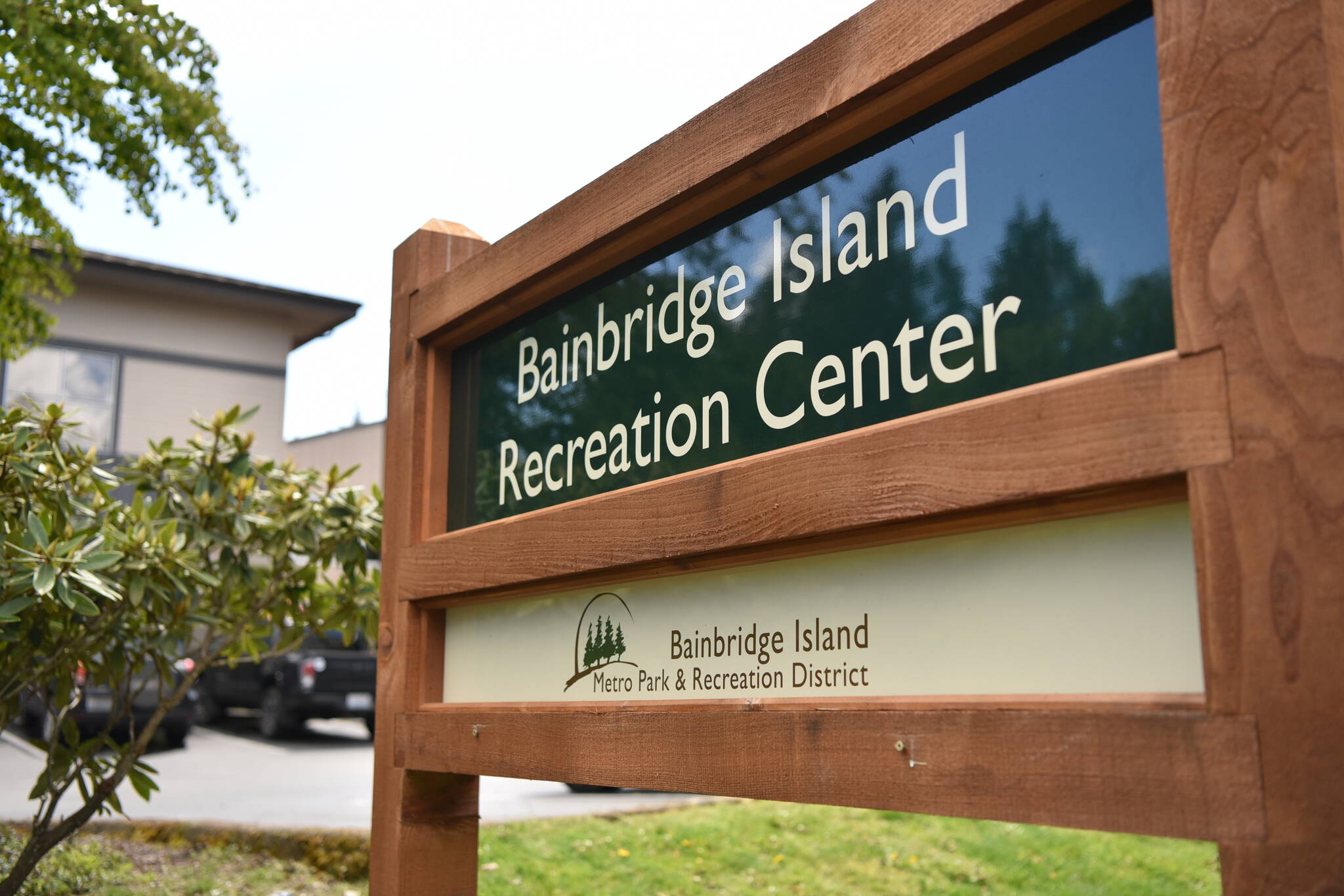 Bainbridge Island Recreation Center sign