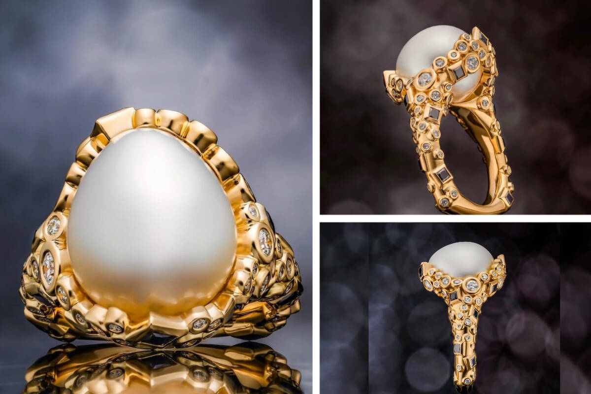 Robin Callahan's 'Harmony' won the CPAA Visionary Award. 'Harmony' embraces the natural shape of the pearl while allowing you to see the beauty of the natural pearl from every angle.