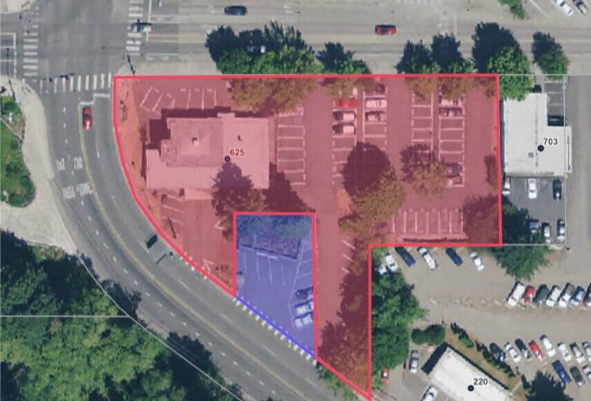 <p>City of Bainbridge courtesy photo</p>
                                <p>A highlighted footprint of the building that could replace the old police station at 625 Winslow Way.</p>