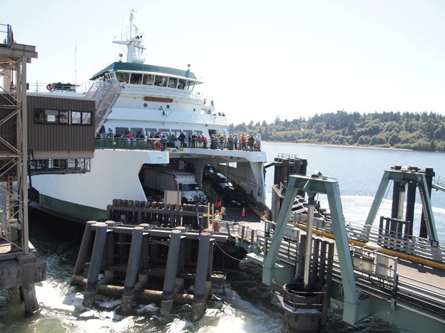 TRAVEL ADVISORY | WiFi is kaput on Bainbridge ferry route