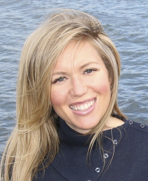 Bainbridge resident and nutritionist Jennifer Adler published her revolutionary eating guide and memoir late last year.