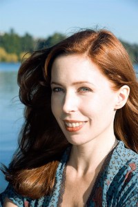 Romance novelist Lisa Cach will share her secrets in the genre in the next Writers’ Roundtable July 16.