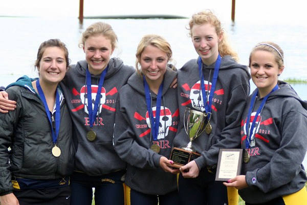 (L-R) The Bainbridge women’s second varsity lightweight coxed four of coxswain Deni Murray