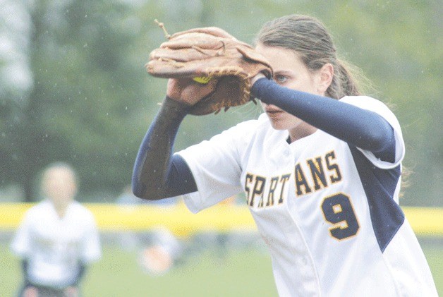 Spartans pitcher Katie Raben gets set to throw another strike in the 6-4 win over the Seahawks.