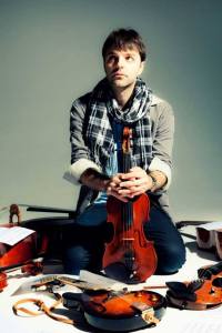 Bainbridge High school graduate and noted musician Andrew Joslyn will play a benefit concert Friday