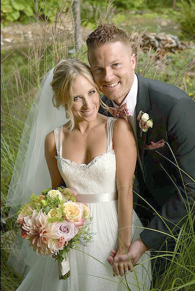 Teddy Picha and Caroline Curb exchanged vows in August.