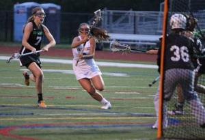 Sonia Olson makes a cut to the goal during second-half action against Issaquah.