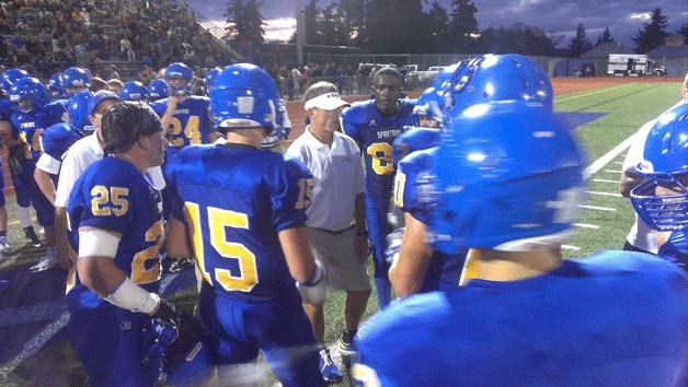 The Spartans head into halftime against Everett.