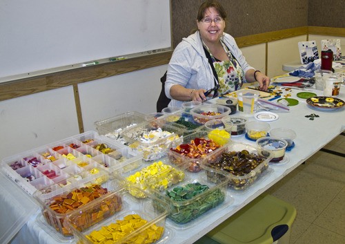 Bainbridge Island Metropolitan Park & Recreation District arts instructor Gillian Allard demonstrated the colorful world of mosaics at January’s arts sampler.