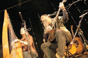 The Minneapolis-based folk singer/songwriter duo of Curtis & Loretta will play a special concert event at Dayaalu Yoga Center at 8 p.m. Friday