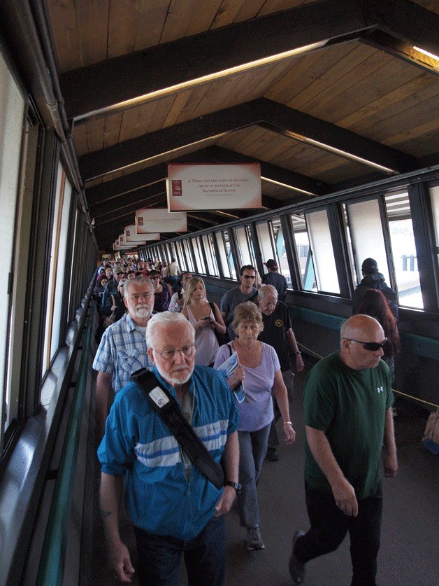 TRAVEL ADVISORY | Seahawks game means busy ferries