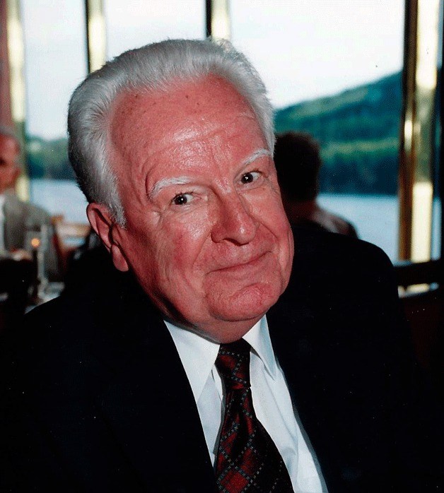 Robert (Bob) Hoskinson