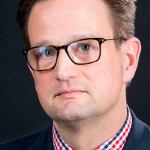 One Bit of Good News for Hillary Clinton | JOHN L. MICEK