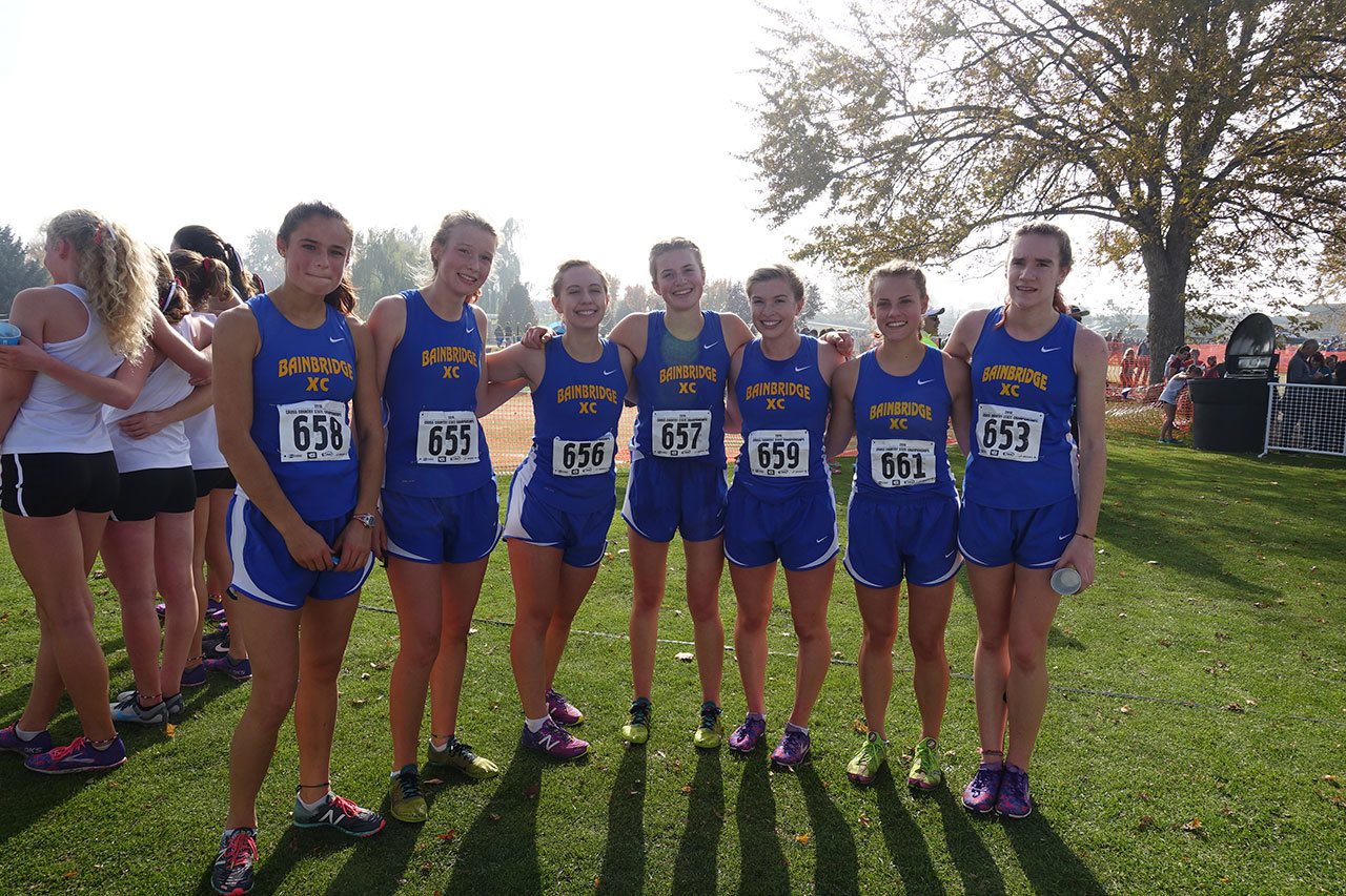 Bainbridge Island girls take 5th place at State XC tourney