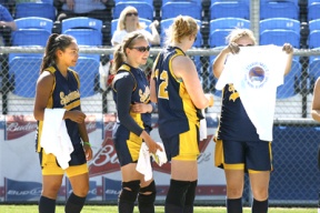 (L-R) Chelsie Kakela