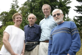 (L-R) Judy Hartstone