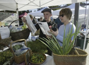 At the 2004 Bainbridge Island Farmers Market