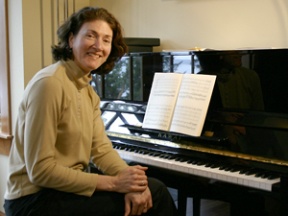 Islander Barbara Hume sings original compositions by David Paul Mesler at the Bainbridge Commons this Friday.