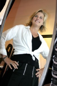 Stephanie Jackson vamps for the mirror at Noir et Blanc.