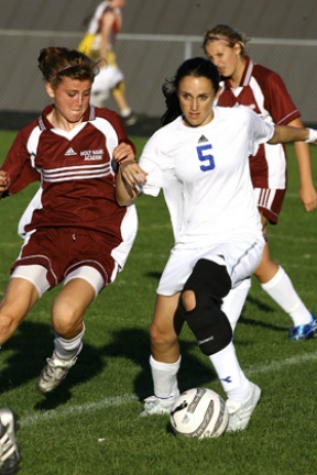 Hannah Oshin is making a comeback from blowing out her ACL last year.