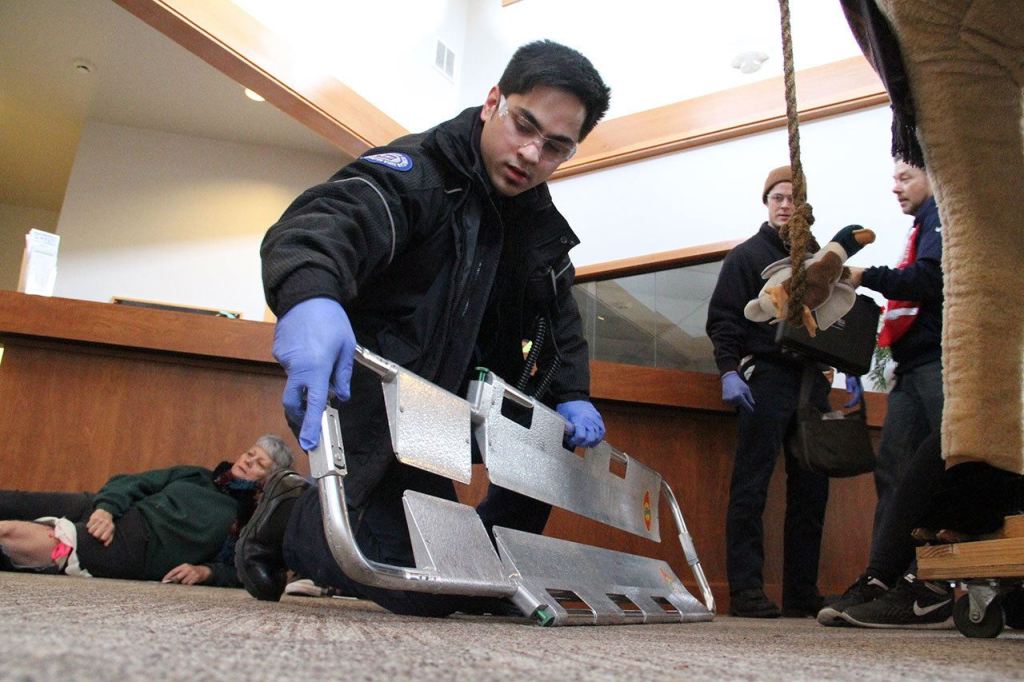 A scene of controlled chaos | Gallery