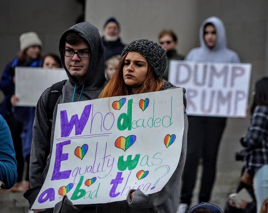 Youth Unity Rally Friday bids ‘no-Trump’ in Olympia