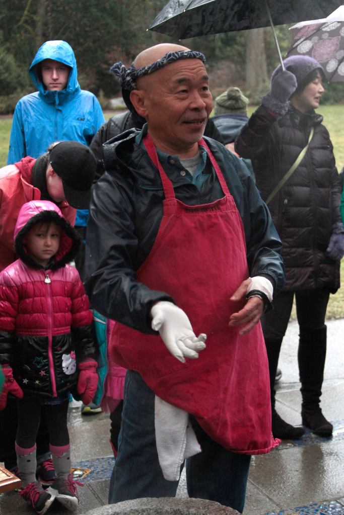 Photos from mochi tsuki 2017 on Bainbridge Island | GALLERY